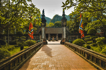 Ninh Binh Day Tour: Hoa Lu, Ancient Capital & Boat Ride photo 2